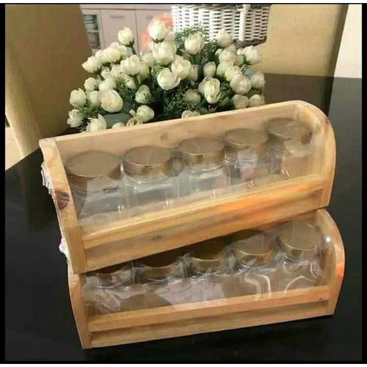 1 SET RAK TEMPAT BUMBU DAPUR DARI KAYU TOPLES CANTIK ISI 1 SET RAK TEMPAT BUMBU DAPUR DARI KAYU TOPLES CANTIK ISI