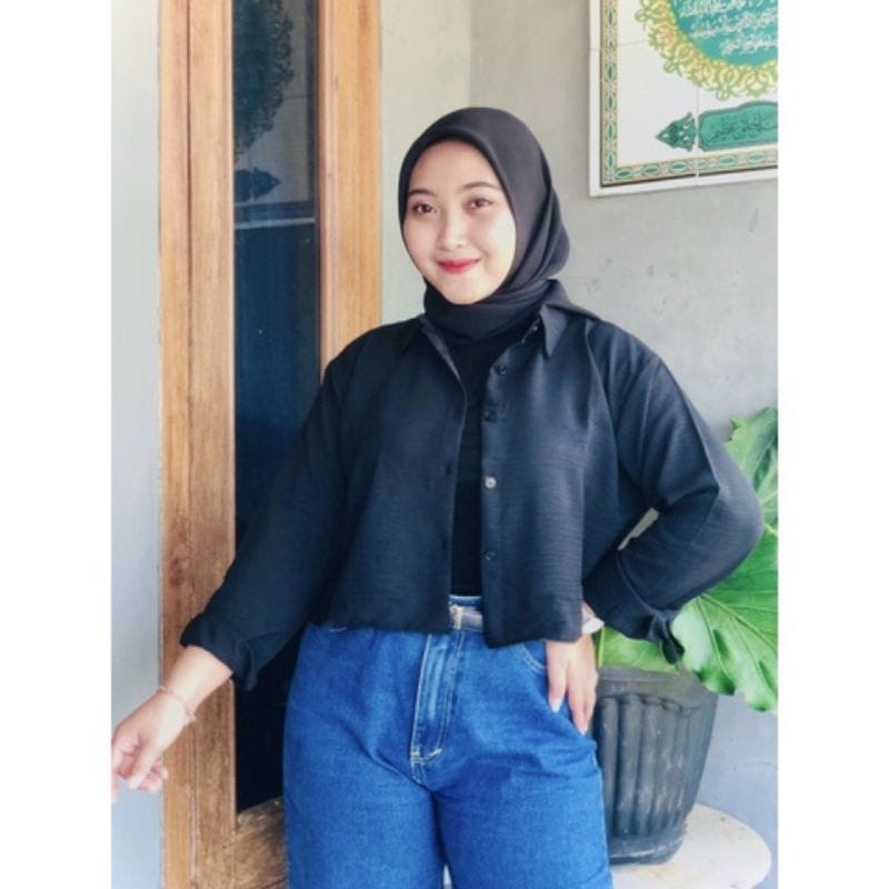 Premium Keisya Crop / Kemeja Crop Crinkle AirFlow / Hanin Crop-CROP HITAM