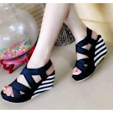 Sandal wedges wanita