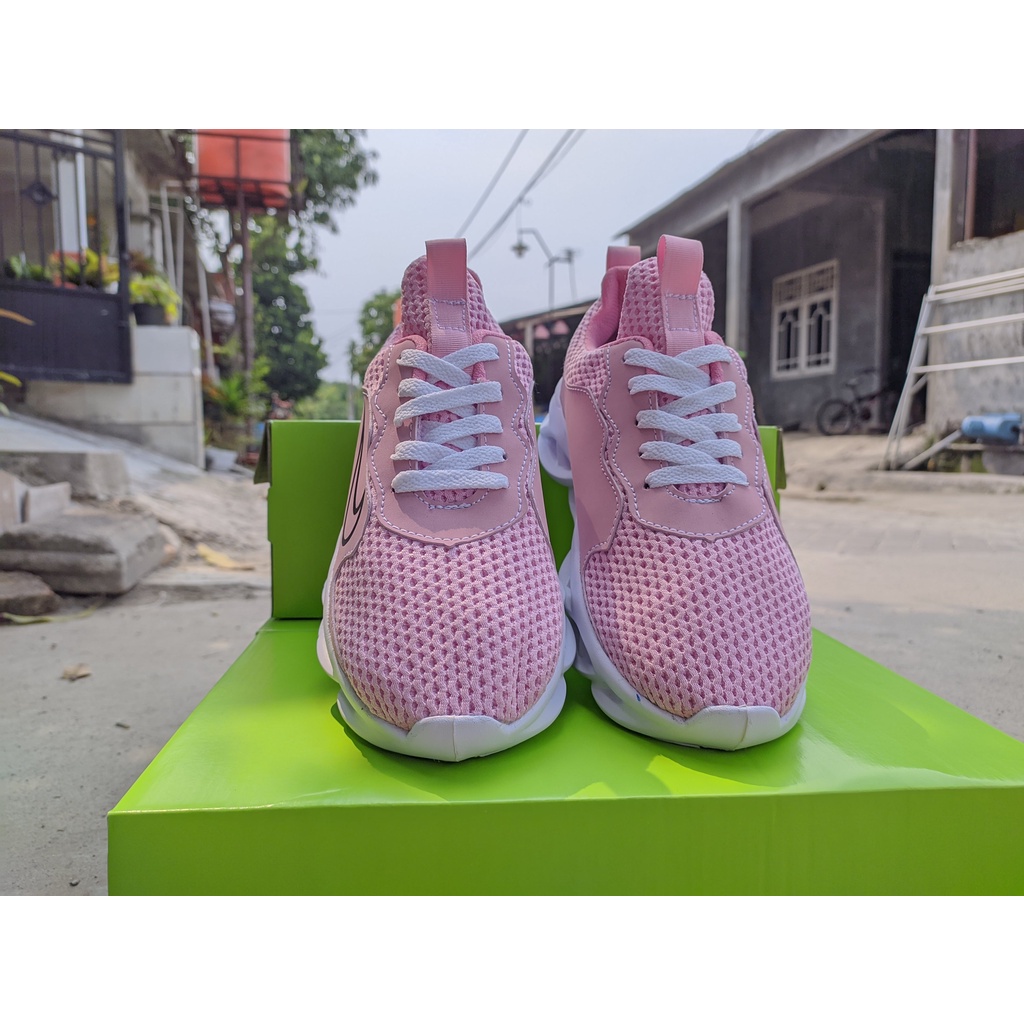 Sepatu sneakers olahraga wanita sepatu kets cewek viral kekinian