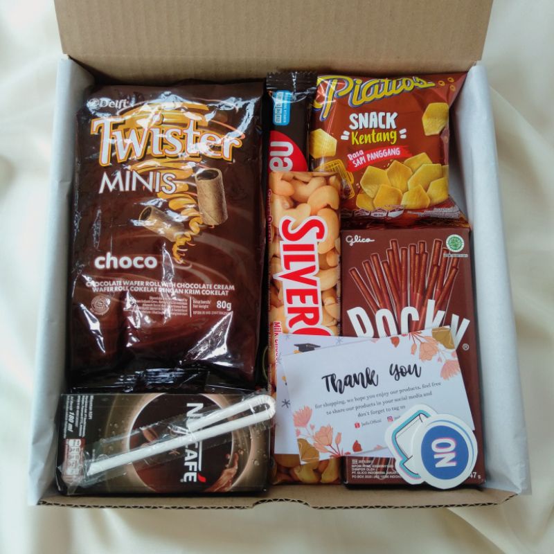 

#006 HAMPERS SNACK/GIFTBOX/KADO MURAH/HAMPERS HIJAB