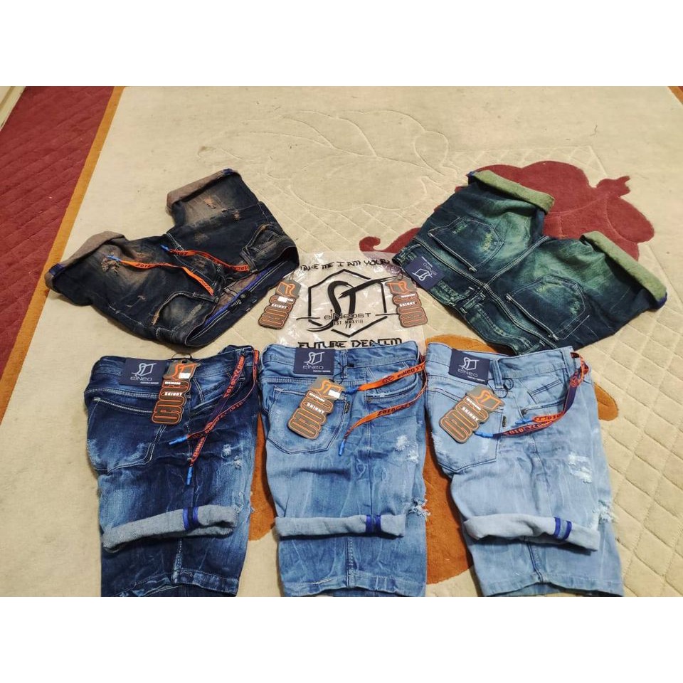 Celana Jeans pendek riped broadshort sobek tali St denim terbaru berkualitas denim import