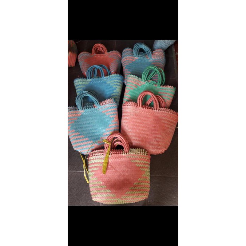 

TAS PLASTIK TERBARU