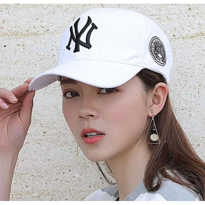 Topi Pria  & Wanita Distro Baseball Bordir "NY) Ne-York NY Putih List Hitam