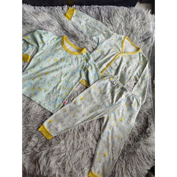 baju tidur bayi set merk velvet junior preloved fapat semua ya