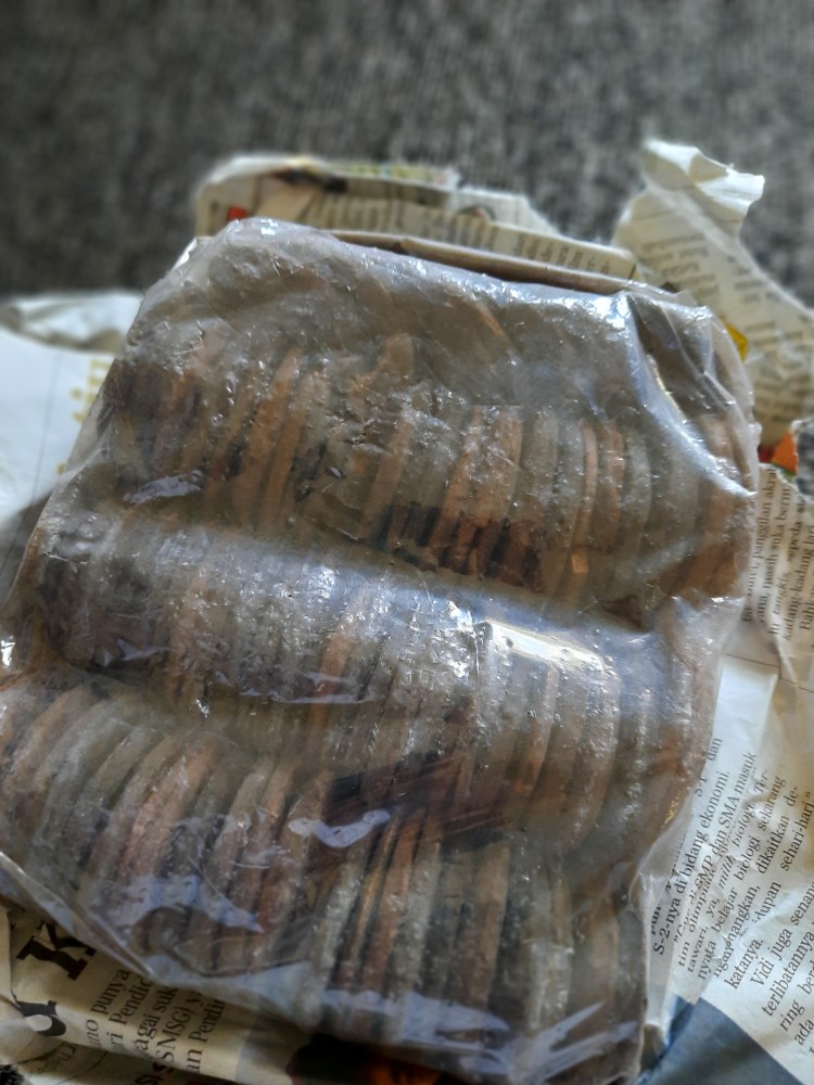 Ampo 1kg - Tanah Liat Yang Sudah Disangrai Bentuk Coin - Praktis