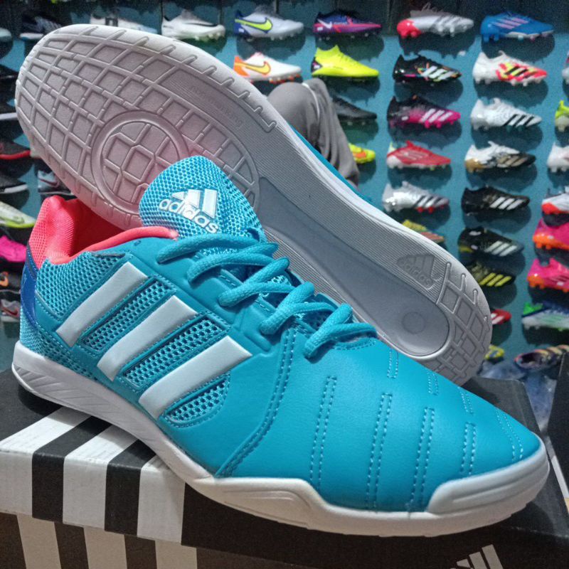 Sepatu Futsal Adidas Sala IN