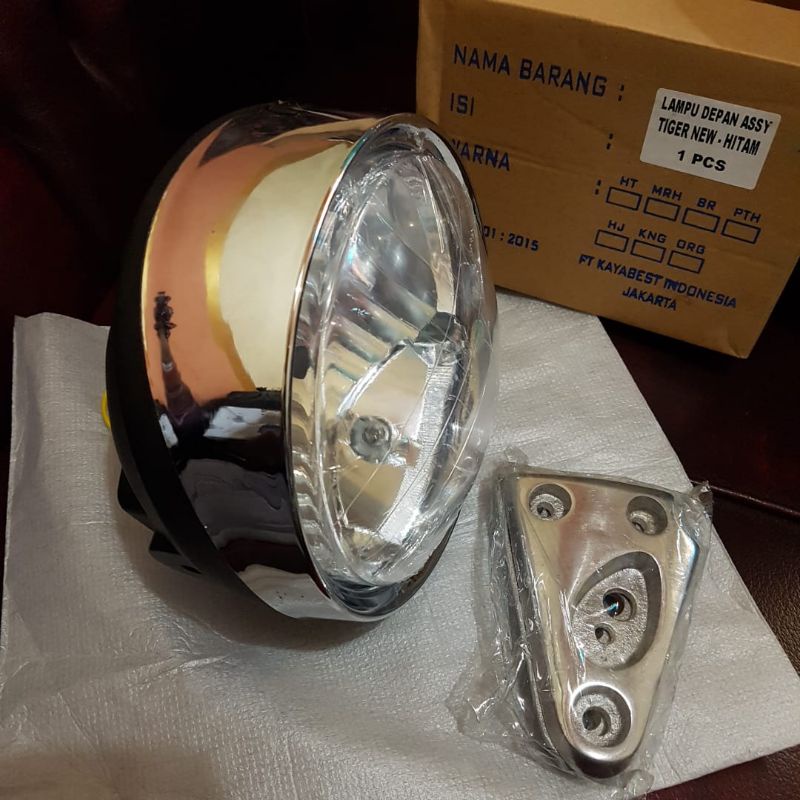 Lampu Depan Tiger Revo Bulat Set Kupingan Lampu Poles