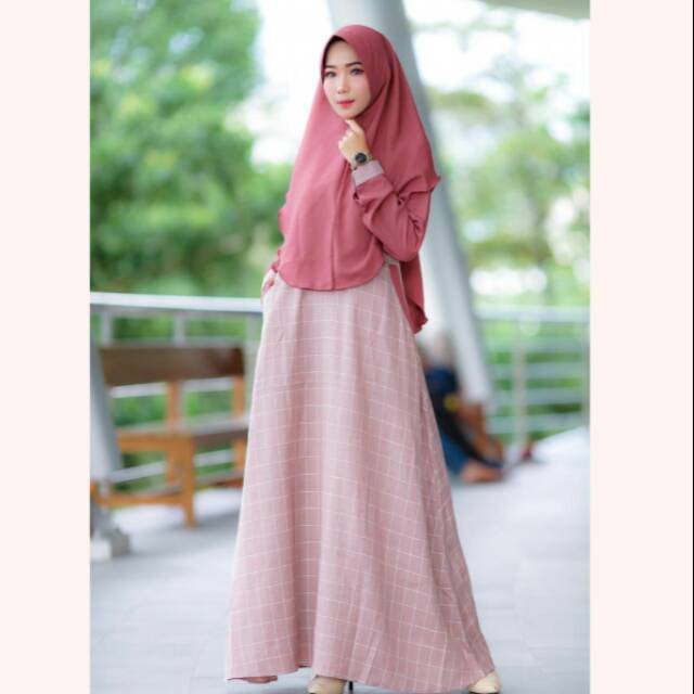 Kinara Dress
