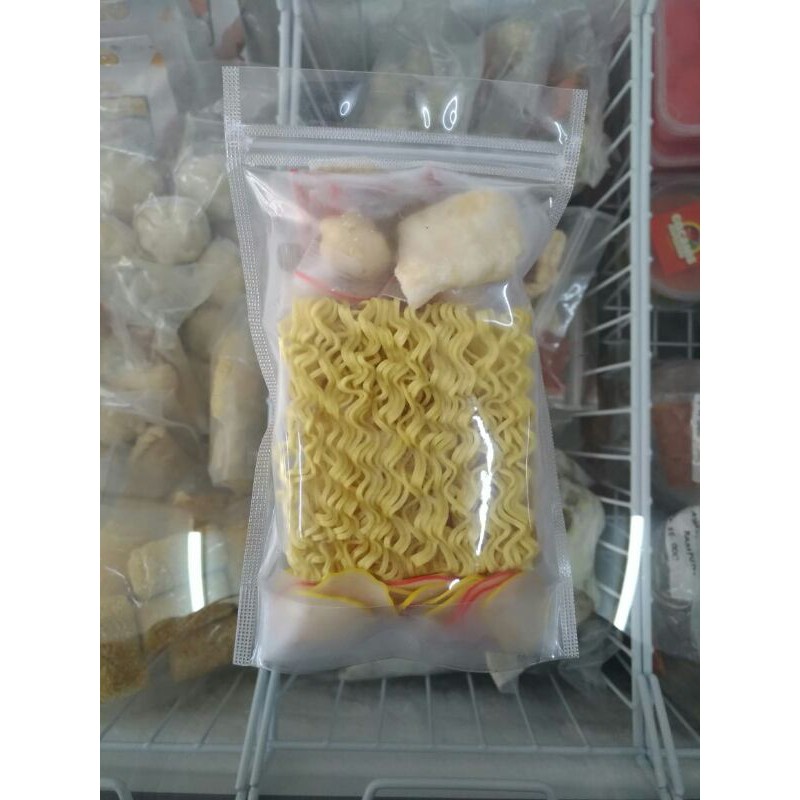 

Seblak instan Camilan mie pedas frozen food bekasi jakarta
