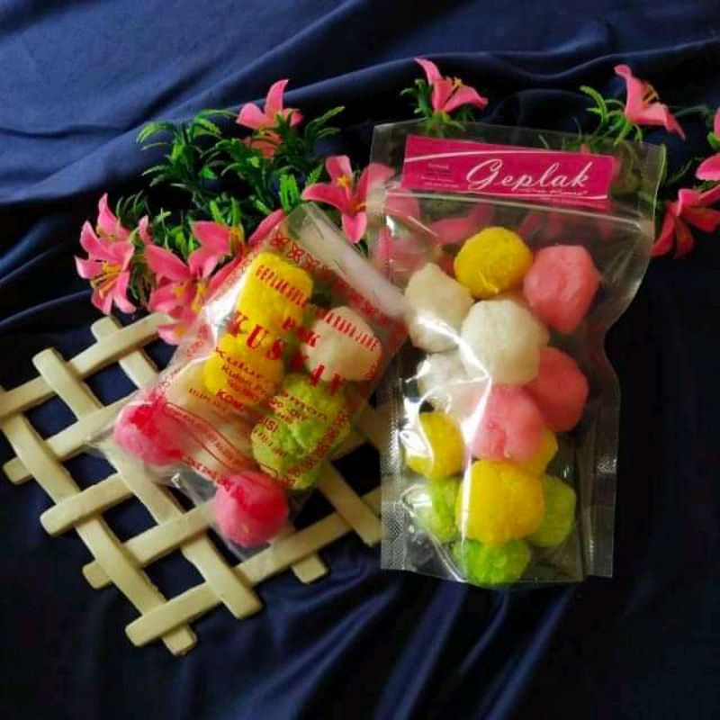 

250 gr geplak bulat warna warni