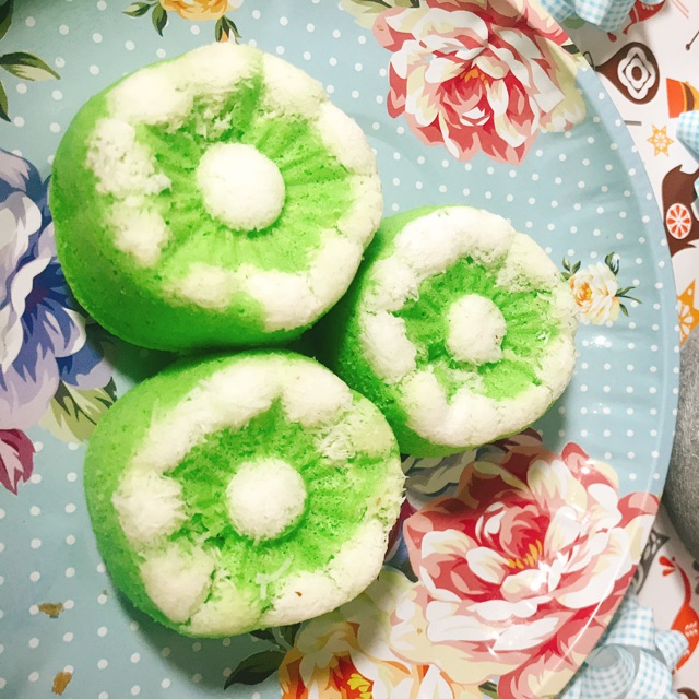 

Putu ayu lapis legit jajanan pasar kue basah