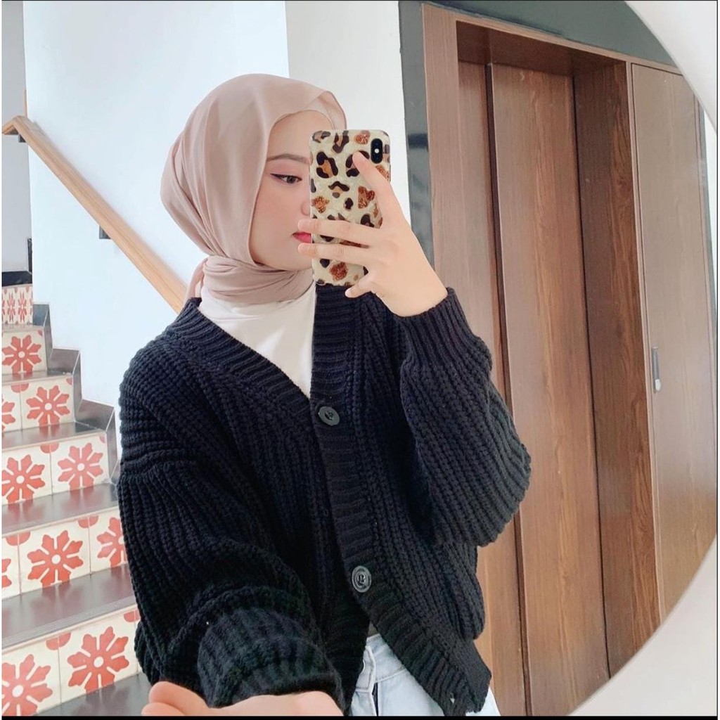 PAKAIAN WANITA PEREMPUAN CEWEK CARDIGAN OUTER LUARAN HITAM RAJUT IMPORT PP