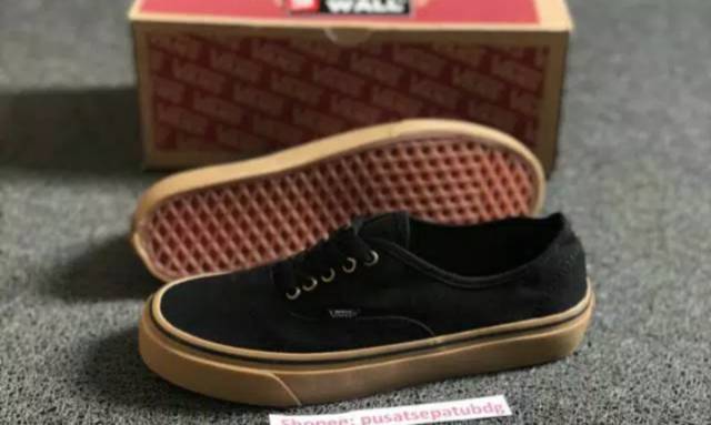 SEPATU43 VANS AUTHENTIC FULL BLACK HITAM POLOS WHITE PUTIH OLDSKOOL ERA