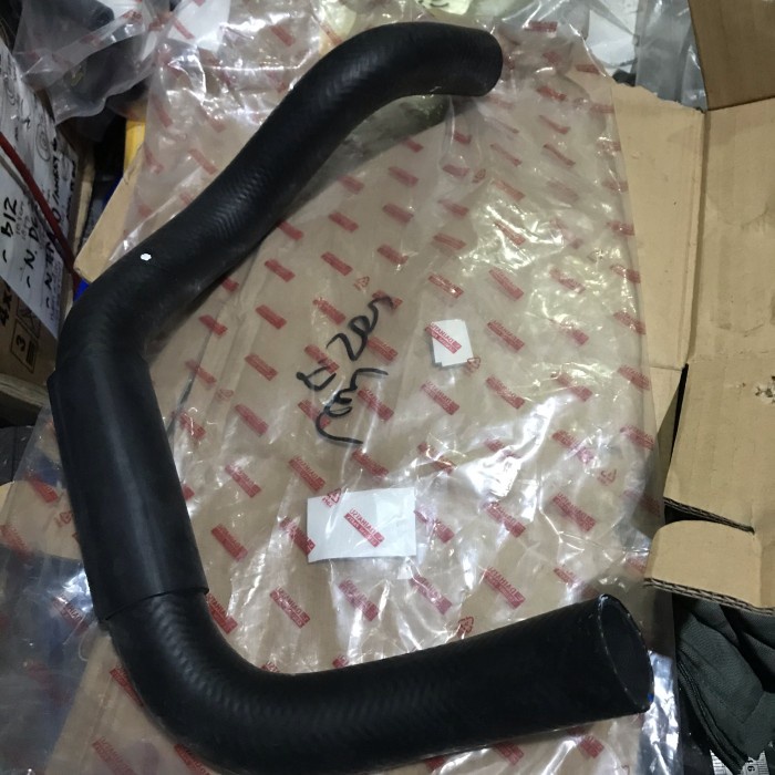 Selang Radiator Bawah mobil TARUNA ORI
