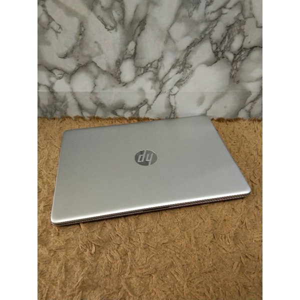 Laptop Hp 14s-cf2500TX Core i5-10210U RAM 4gb SSD 512gb 14inchi