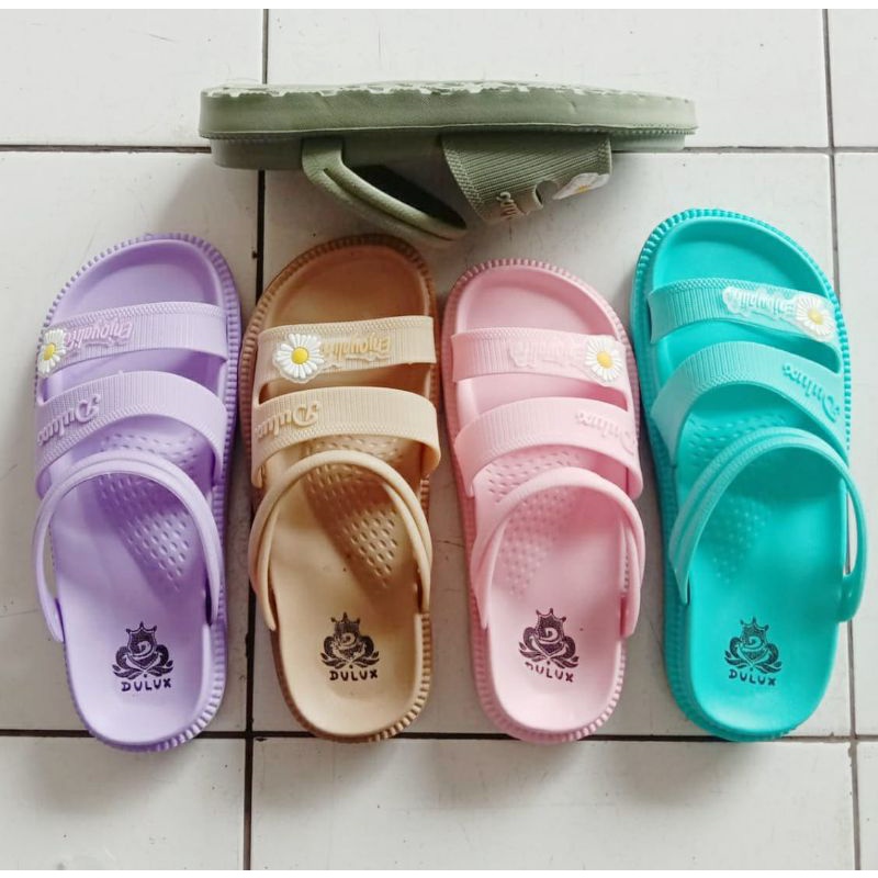 sandal selop Dulux