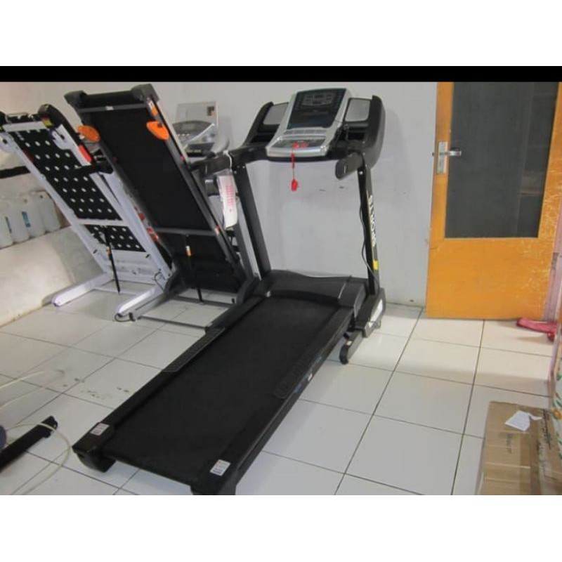 Alat fitnes treadmill Elektrik Id 8838 3 hp