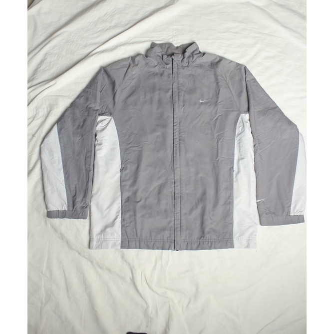 jaket nike vintage second