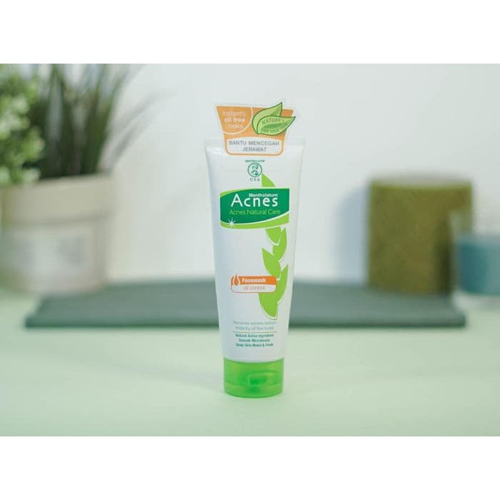 Acnes Natural Care Oil Control Face Wash 50g