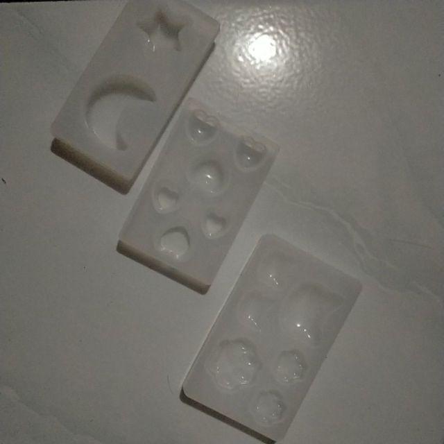 3pcs Cetakan Bahan Silikon Resin Bentuk Bintang Bulan Kucing Dan Hati Untuk Perhiasan