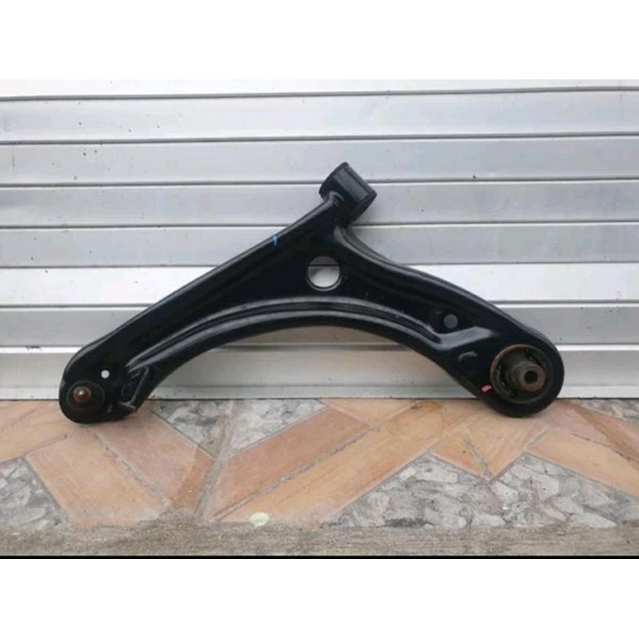 Dijual Lower Arm mobilio original  Murah