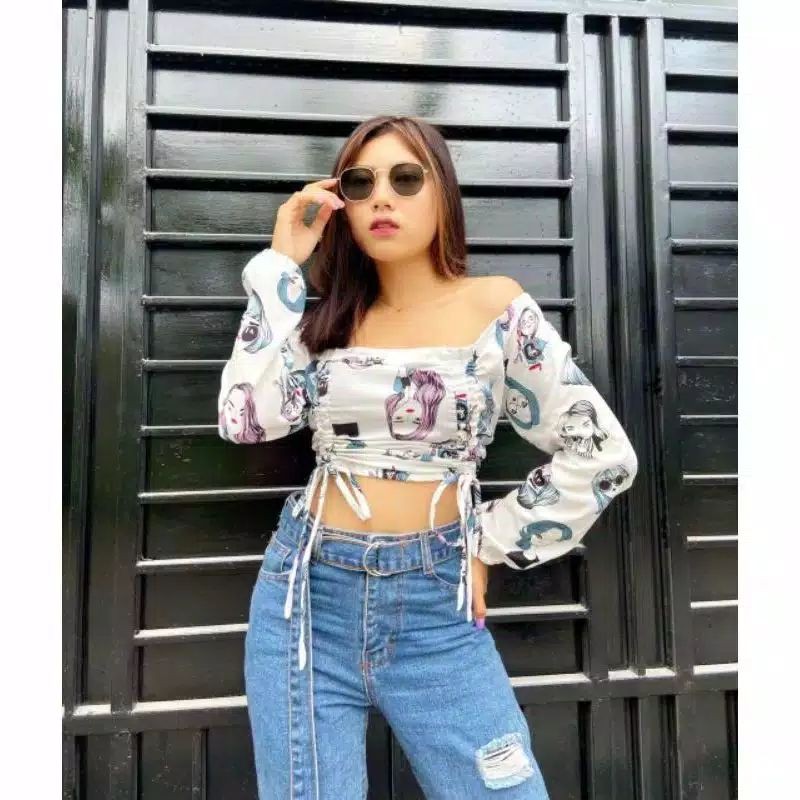 Crop top wanita koronia motif boneka