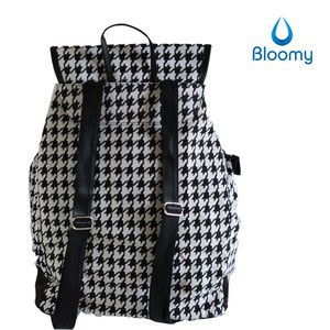 Bloomy Rucksack 02 - White Black Horn