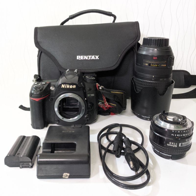 Kamera DSLR Nikon D7000 Bekas