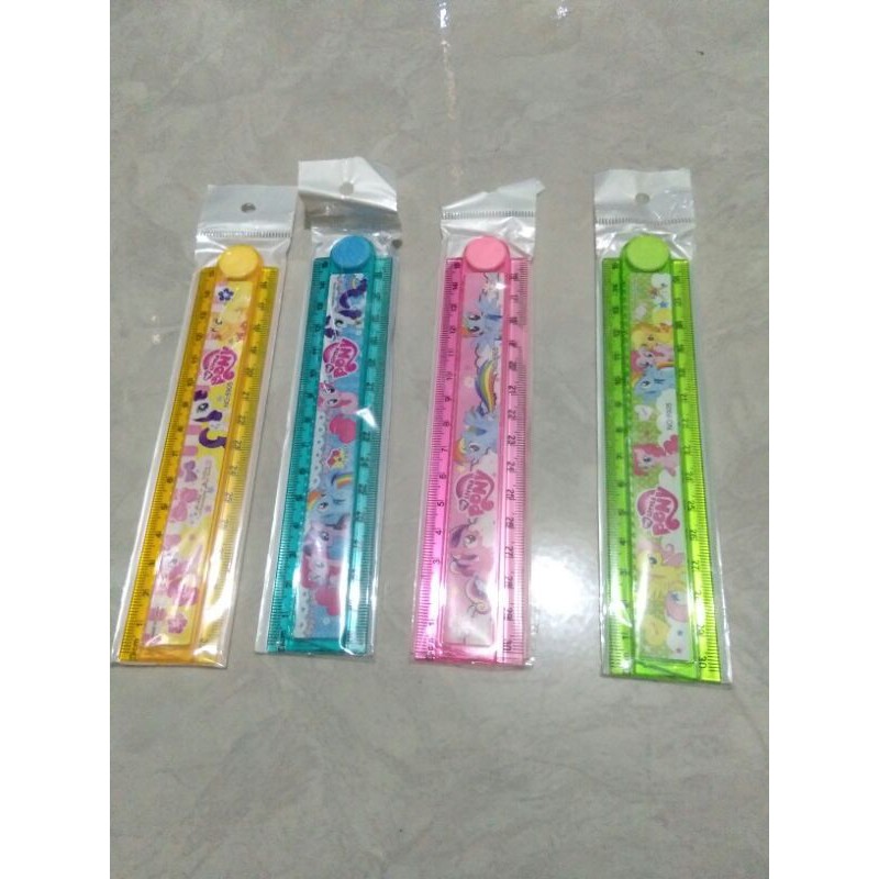 

MISTAR 30CM LIPAT KARAKTER ANAK LUCU PENGGARIS LIPAT 30 CM