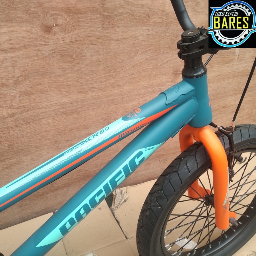 Sepeda BMX Anak 20 Pacific Hotshot XCR 6.0 Ban 3.0