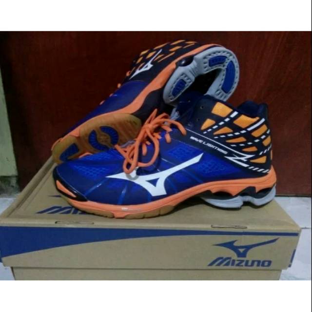 sepatu mizuno wlz 2 mid