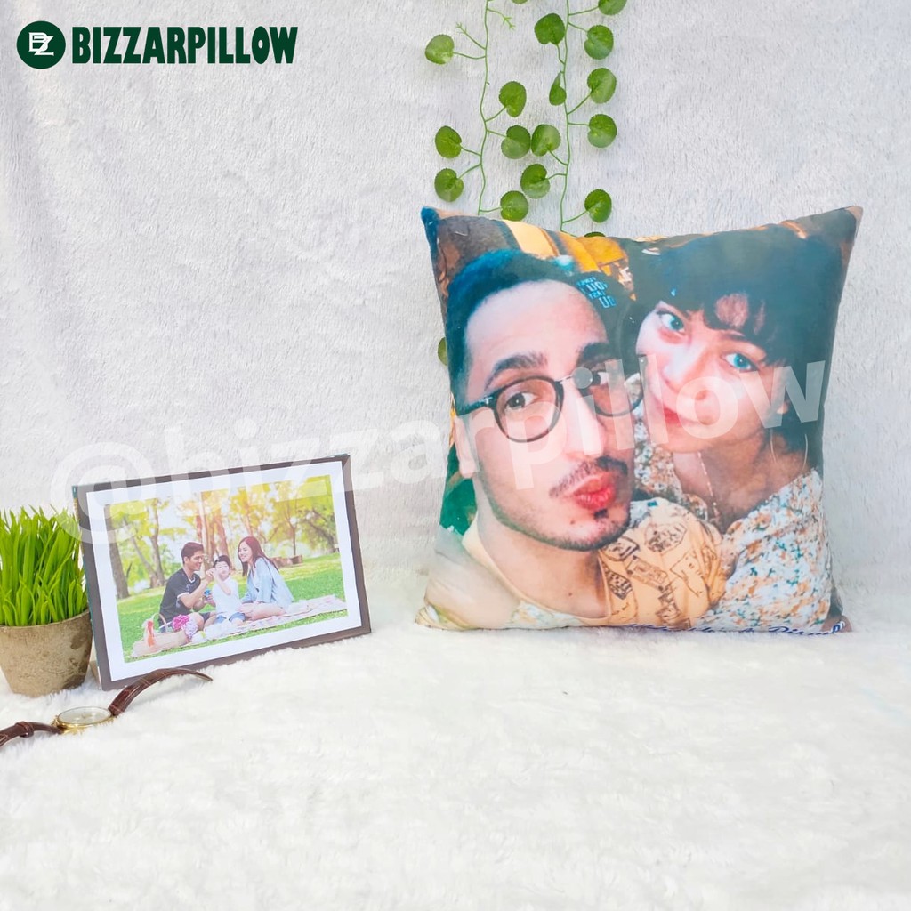 Bizzarpillow Bantal Foto Custom Fullprint 50 x 50 cm  BZ022