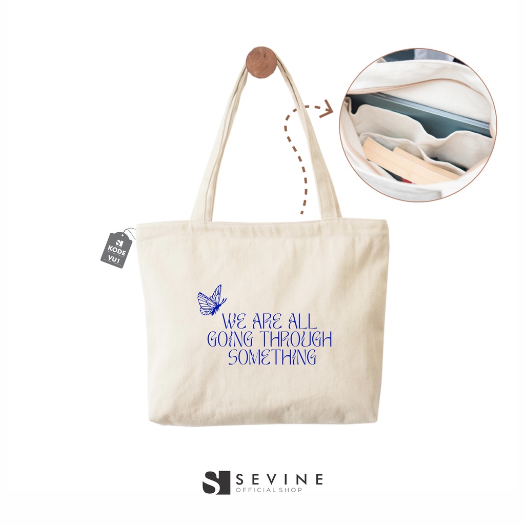 Sevine Tote Bag Kanvas Emily Resleting Kantong Tas Laptop Wanita Kuliah Sekolah Totebag Kerja Quotes Vintage Aesthetic - VU