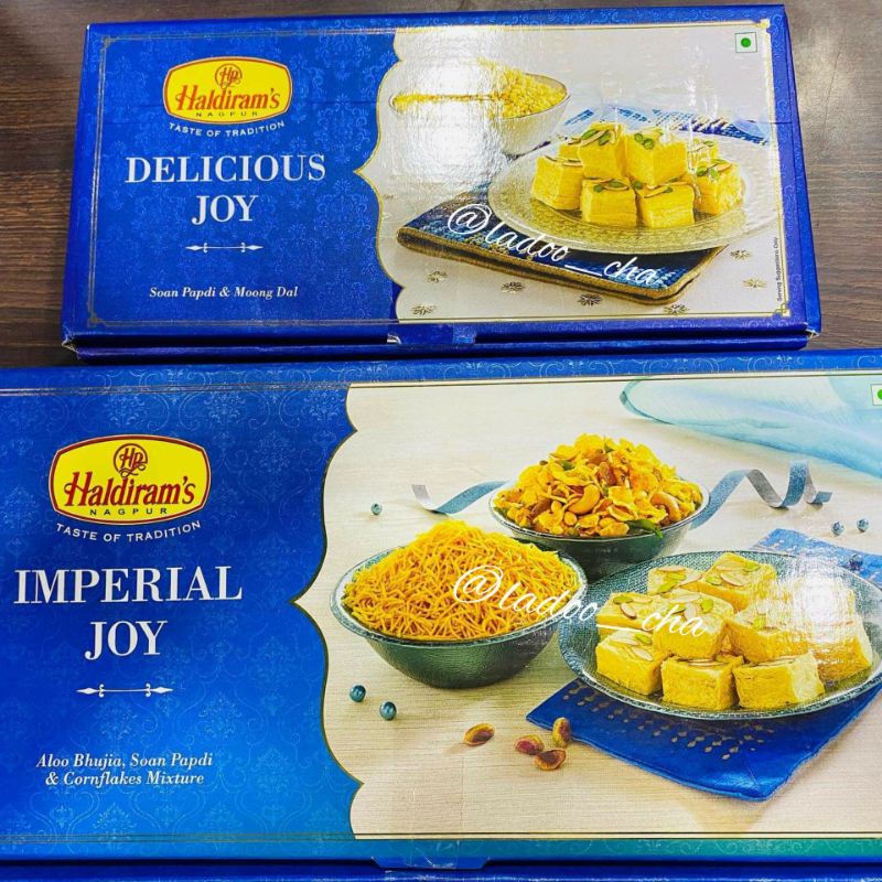 Gift Box Special Diwali by Haldiram's - Imperial Joy ( Soan Papdi, Aloo Bhujia & Cornflakes Mixture 