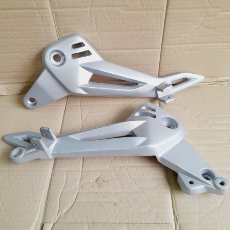 BARU_ DUDUKAN FOOTSTEP STEP PIJAKAN KAKI BELAKANG SUPRA X 125 DD ORIGINAL BAHAN TEBAL
