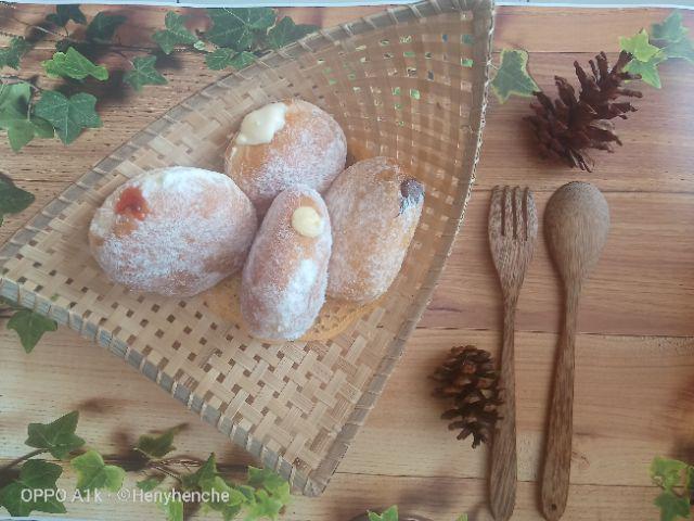 Pincuk Bambu Berkaki