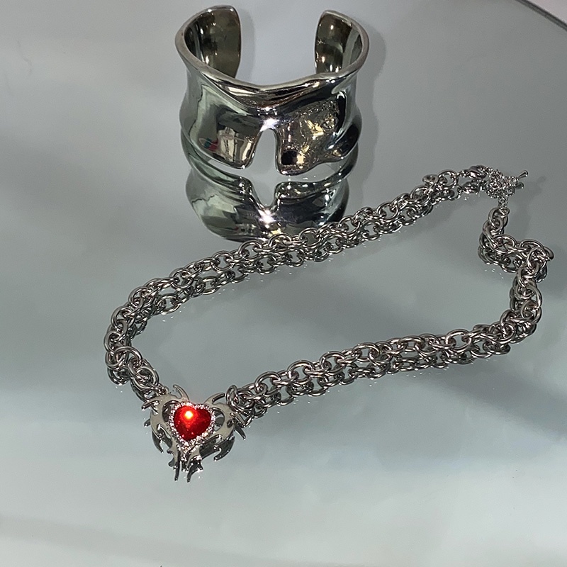 Kalung Choker Rantai Dengan Liontin Batu Ruby Bentuk Sabit Gaya Gothic Untuk Wanita