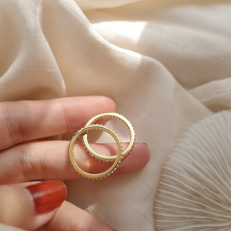 Perhiasan Cincin Jari Wanita Model Tipis Minimalis Bahan Cubic Zircon Serbaguna Untuk Pernikahan