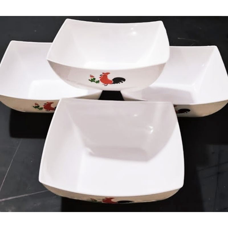 mangkok plastik ayam kotak