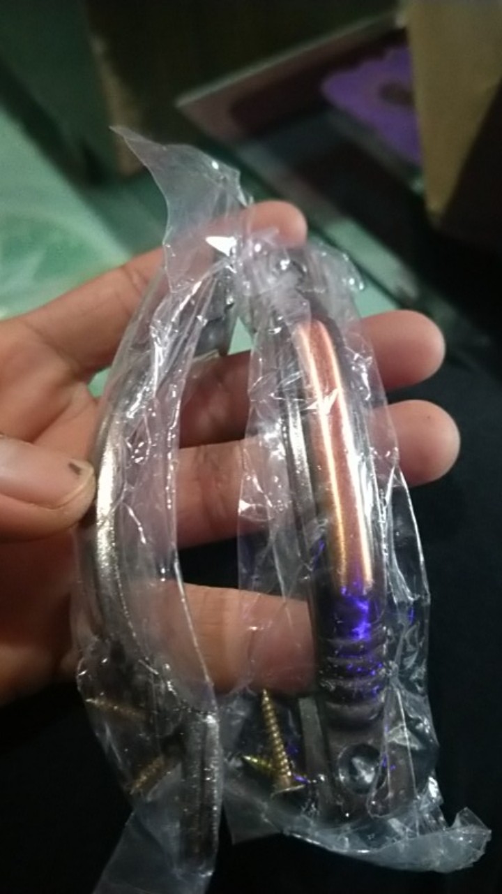 Pegangan / Handle Lemari Jendela / Gagang Pintu / Tarikan Pintu Laci