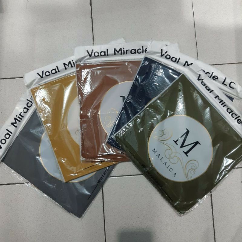 Jilbab Segi Empat Voal Malaica Waterproof