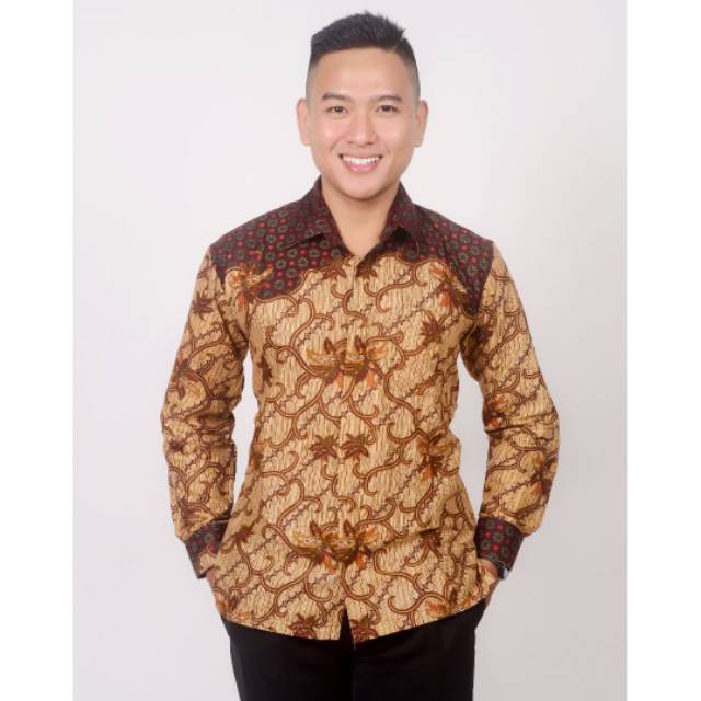 Kemeja batik noto arto seno sakti