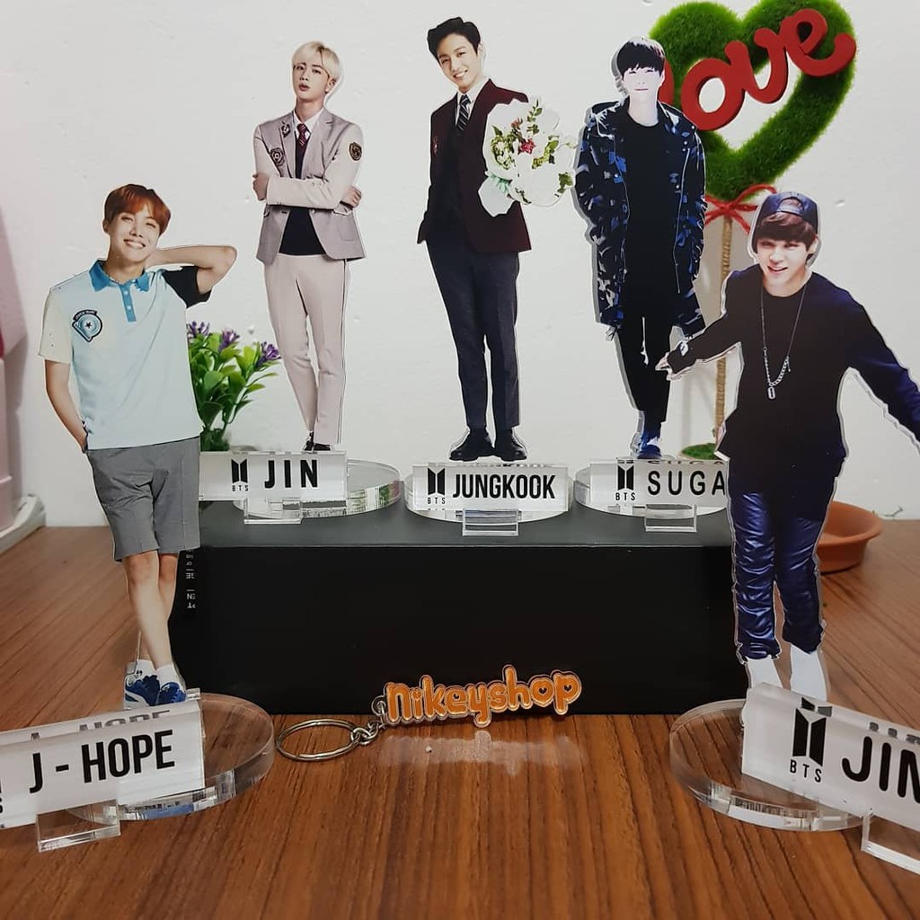 Standee BTS 15x10 Custom, Standee BTS Akrilik