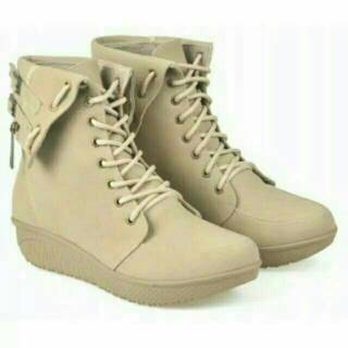 TERLARIS Sepatu Boots/Boot kasual wanita/cewek CBR SIX 