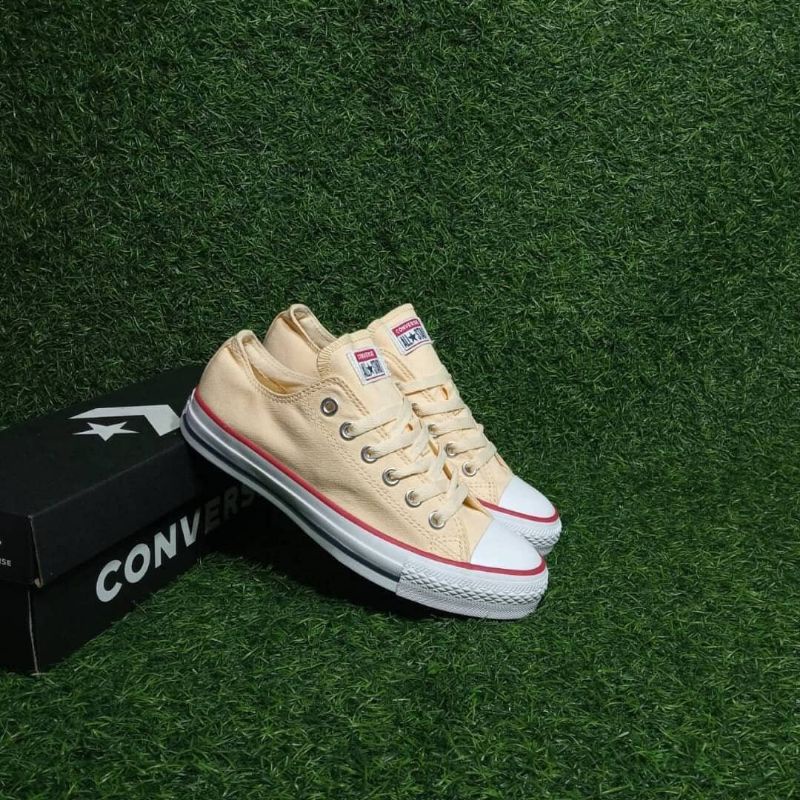 converse ctas beige