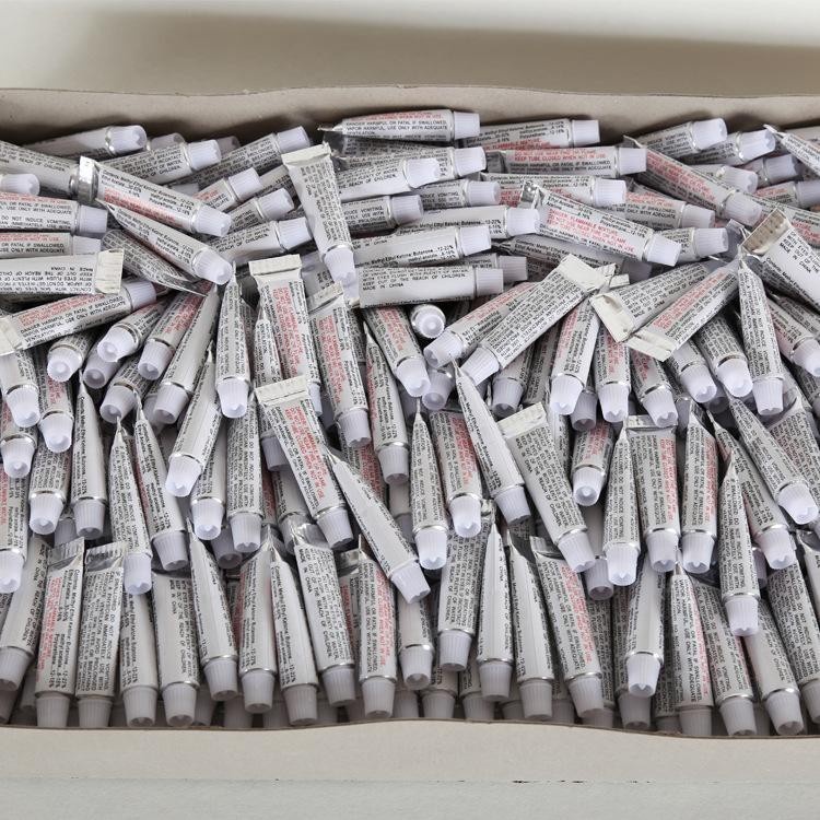 

Lem Tambal Kolam Berenang / Tube Lem PVC Reparasi / Lem PVC Tahan Air / Lem PVC Murah