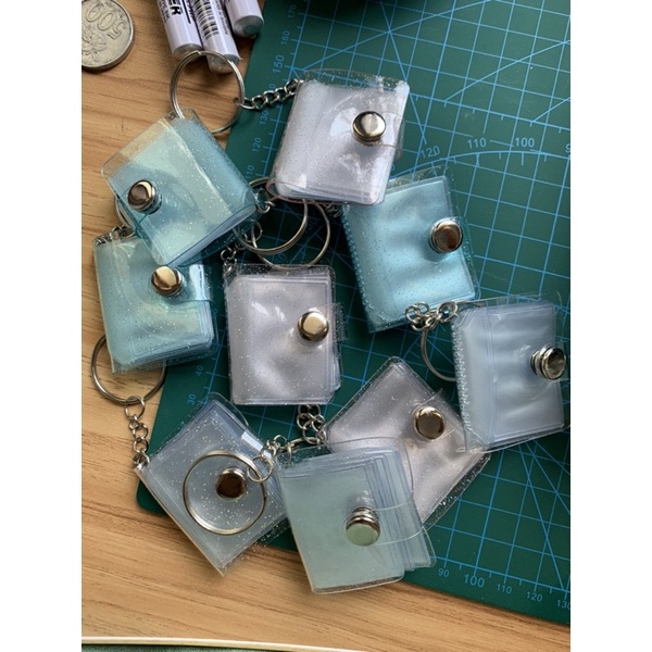 Gantungan kunci album foto