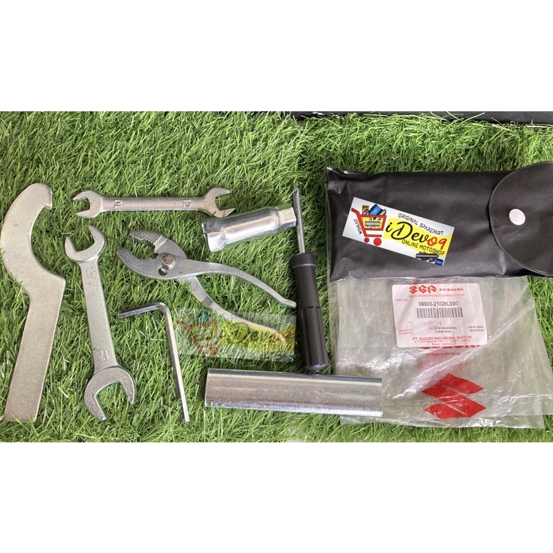 Toolkit Kunci Busi Obeng Set Satria Hiu 2 Tak Lumba RGR Ts 125 Original SGP
