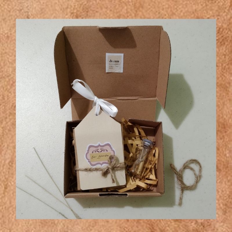 

Scrapbook Gantung